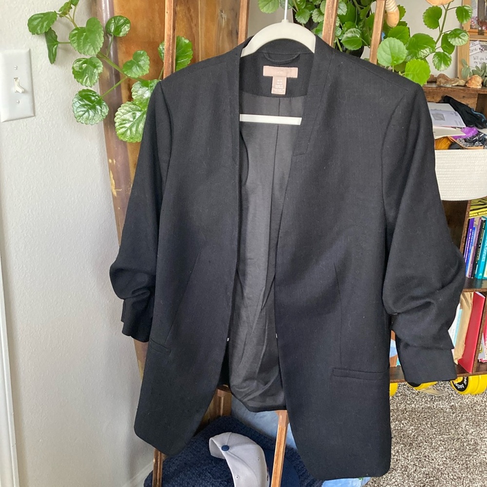 Very professional black blazer